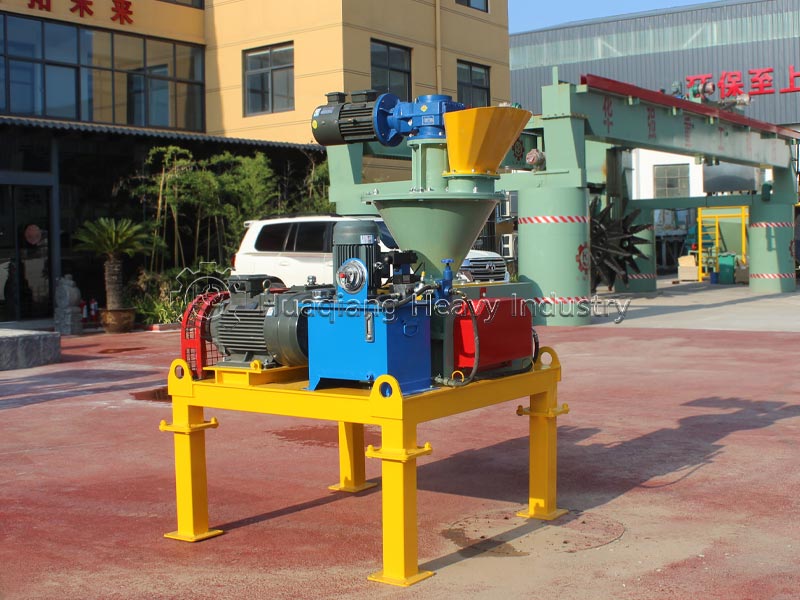 Hydraulic Roller Granulator